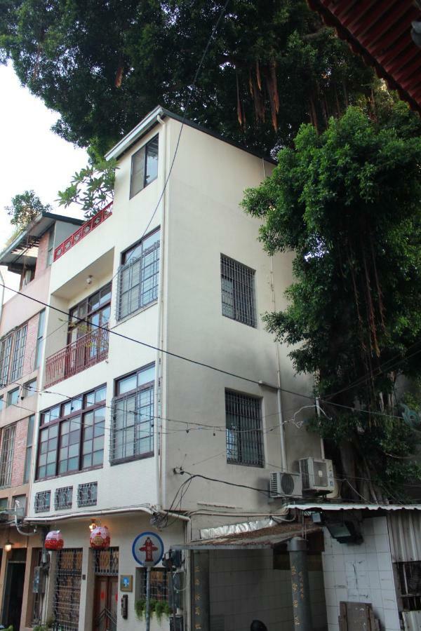 Shennong 147 Lägenhet Tainan Exteriör bild